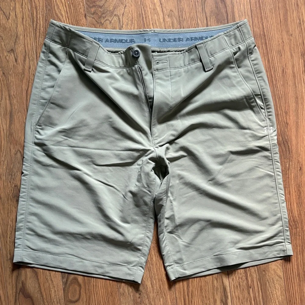 Under Armour Men's Tan Performance Flat-Front Shorts